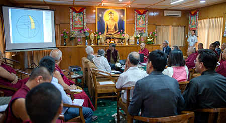 印度达兰萨拉召开古印度哲学与现代科学研讨会